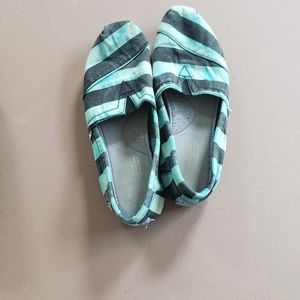 Tom's 6.5 women's shoes